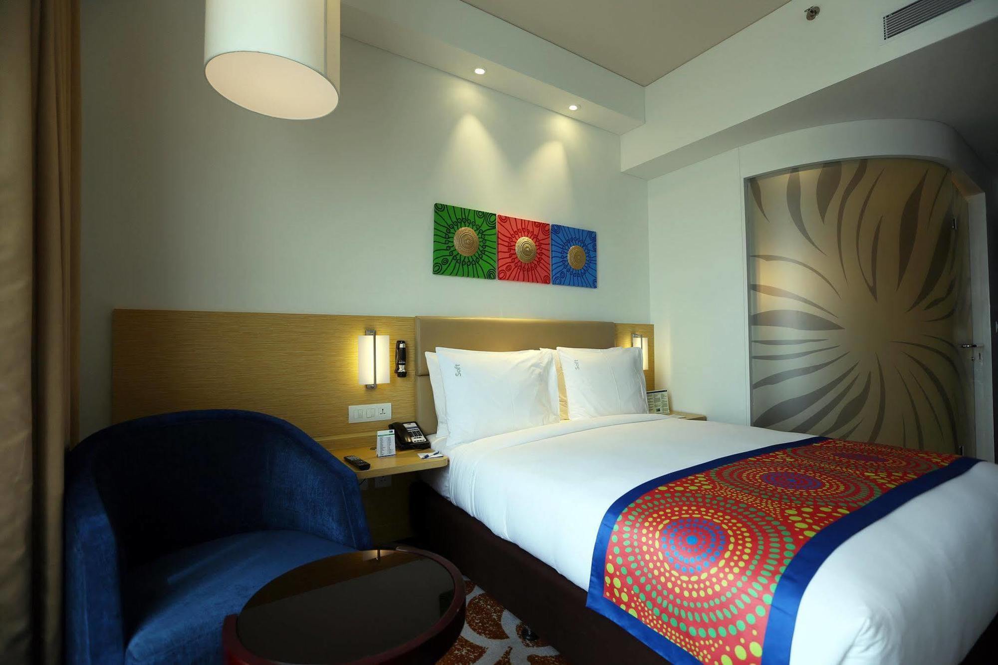 Holiday Inn Express Chennai Old Mahabalipuram Road المظهر الخارجي الصورة
